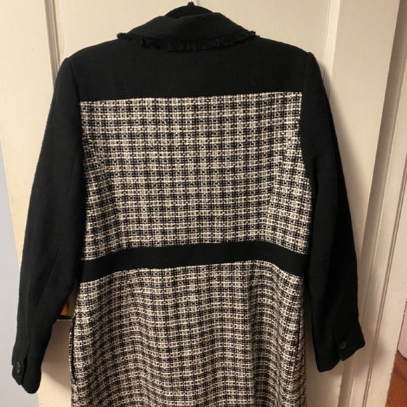 NWOT Karl Lagerfeld trench coat - Picture 3 of 5